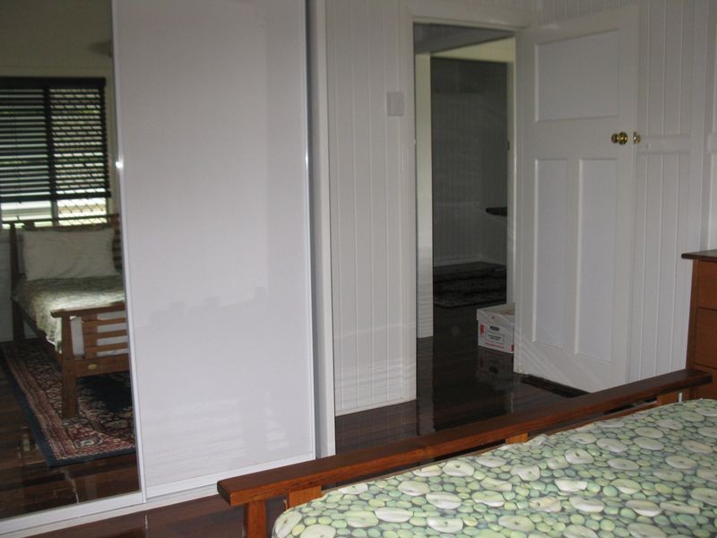 15 Hugh Street ***, West End QLD 4810