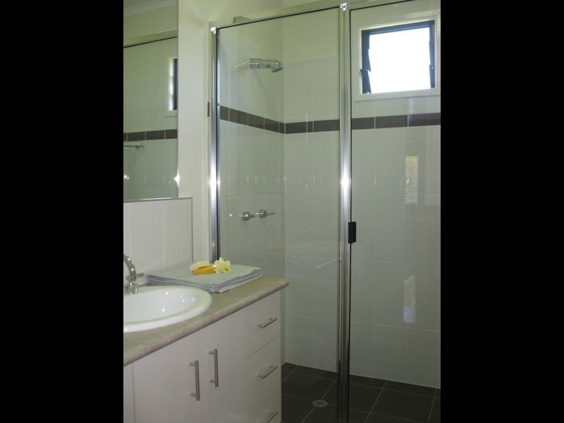15 Hugh Street ***, West End QLD 4810