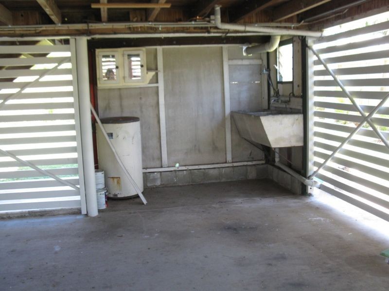 15 Hugh Street ***, West End QLD 4810