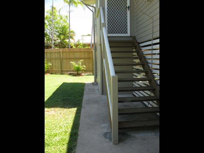 15 Hugh Street ***, West End QLD 4810