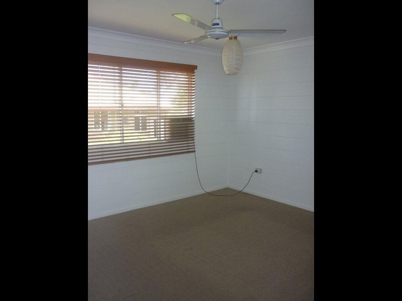 1/16 Marks Street, Hermit Park QLD 4812