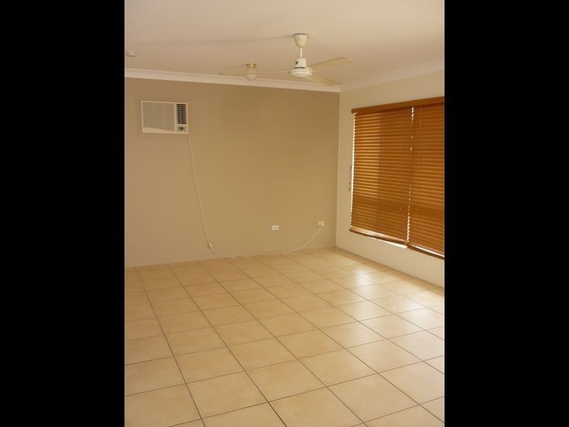 West End QLD 4810