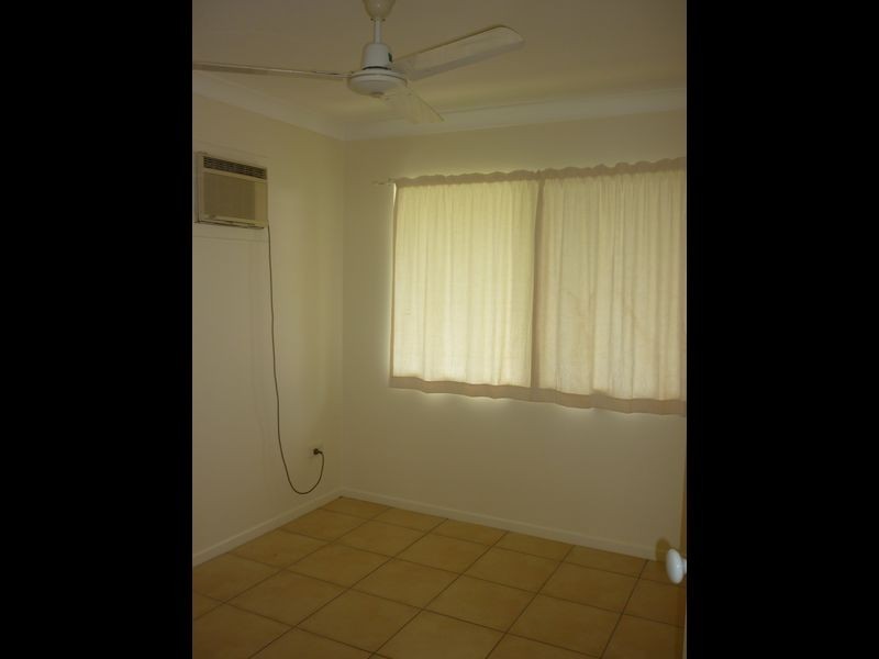 West End QLD 4810