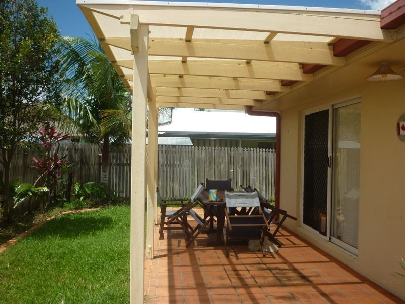 West End QLD 4810