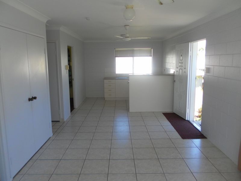 8/36 Henry Street, West End QLD 4810