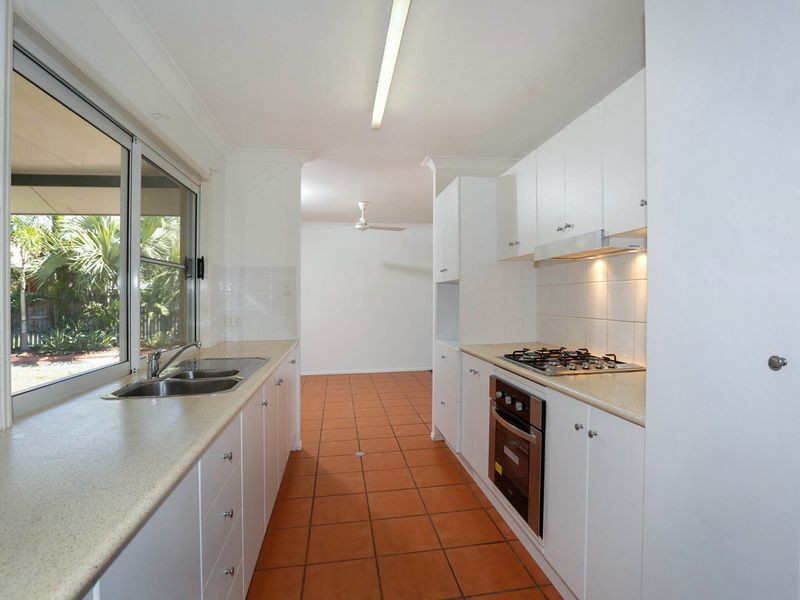 15 Flame Court, Kirwan QLD 4817