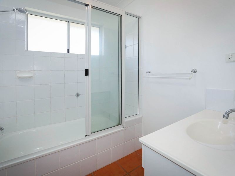 15 Flame Court, Kirwan QLD 4817