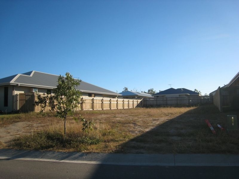 22 Blaise Court, Mount Louisa QLD 4814