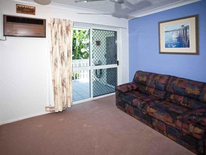 2/3 Quinn Street, Rosslea QLD 4812