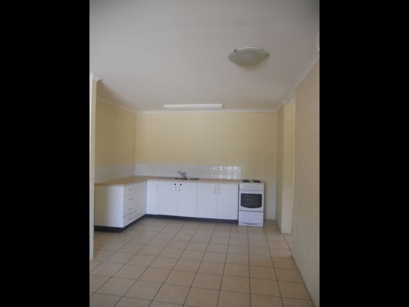 West End QLD 4810