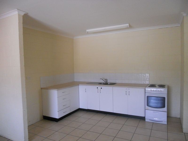 West End QLD 4810