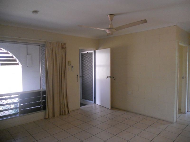 West End QLD 4810