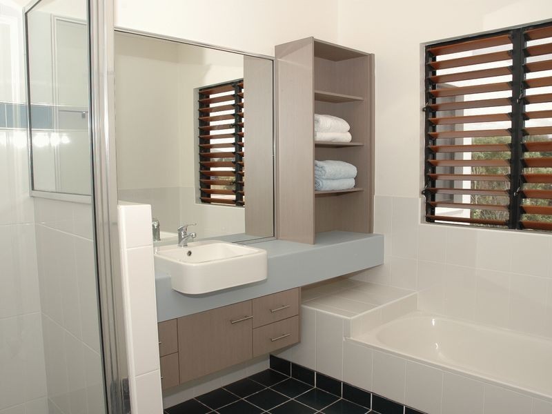 9 Springbrook Parade ***, Idalia QLD 4811