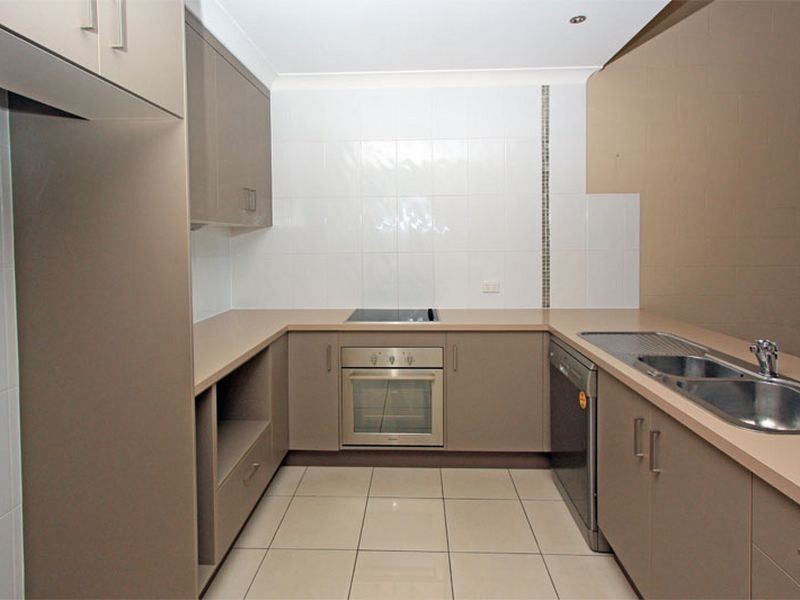 4/33 Murray Street, North Ward QLD 4810