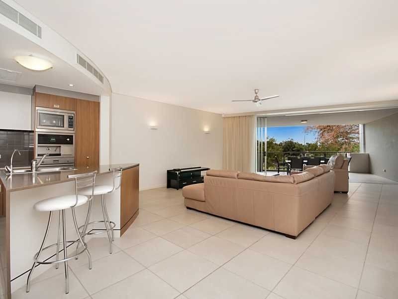 18/98 Mitchell Street, North Ward QLD 4810