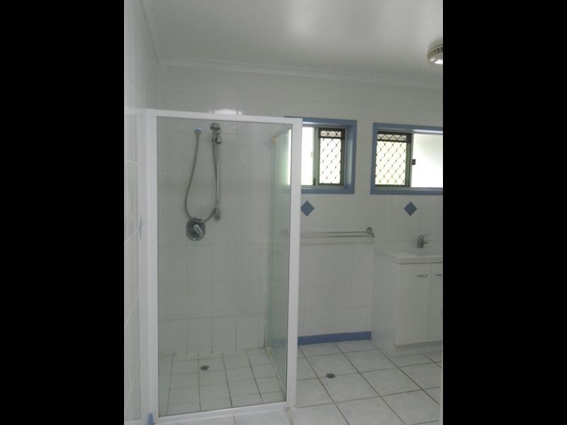 1/8 Tully Street, South Townsville QLD 4810