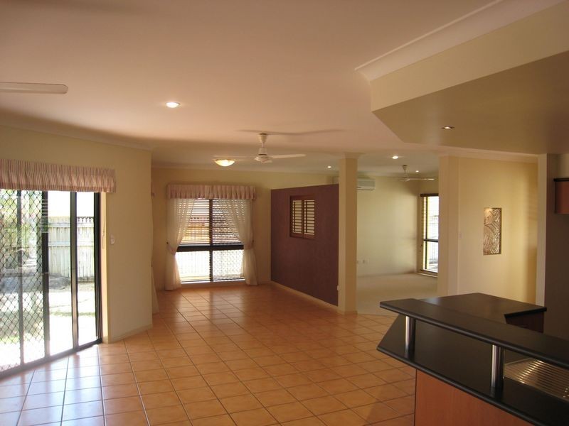 55 Miller Circuit, Kirwan QLD 4817