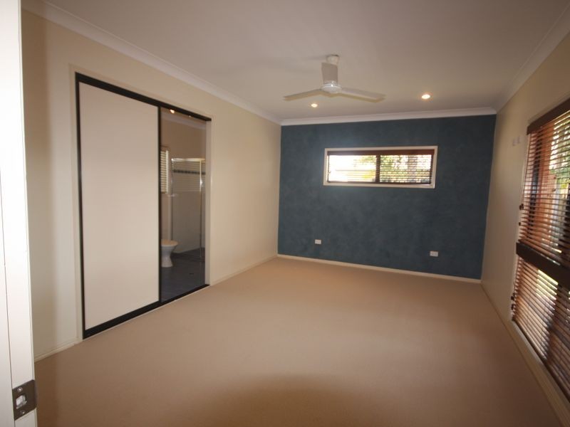 55 Miller Circuit, Kirwan QLD 4817