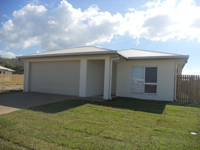 12 Rodeo Drive, Mount Louisa QLD 4814