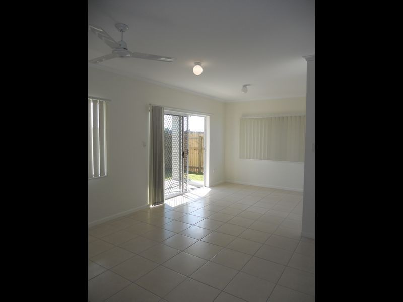 12 Rodeo Drive, Mount Louisa QLD 4814