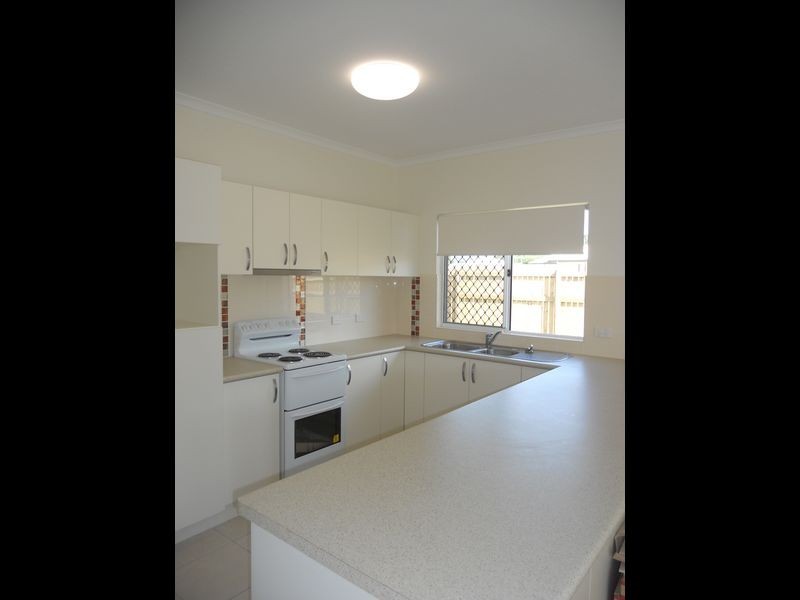 12 Rodeo Drive, Mount Louisa QLD 4814