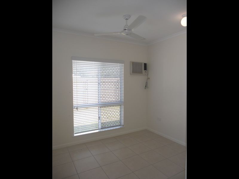 12 Rodeo Drive, Mount Louisa QLD 4814