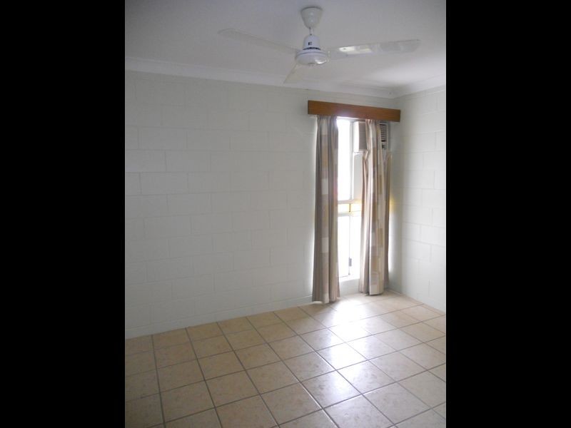 1/39 Roberts Street, Hermit Park QLD 4812