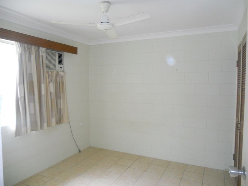 1/39 Roberts Street, Hermit Park QLD 4812