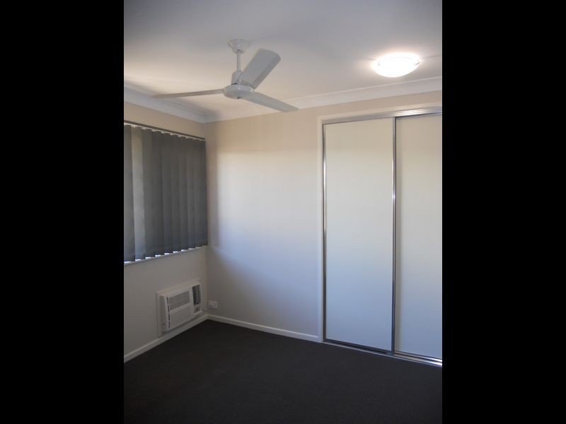 7 Malibu Parade, Mount Louisa QLD 4814