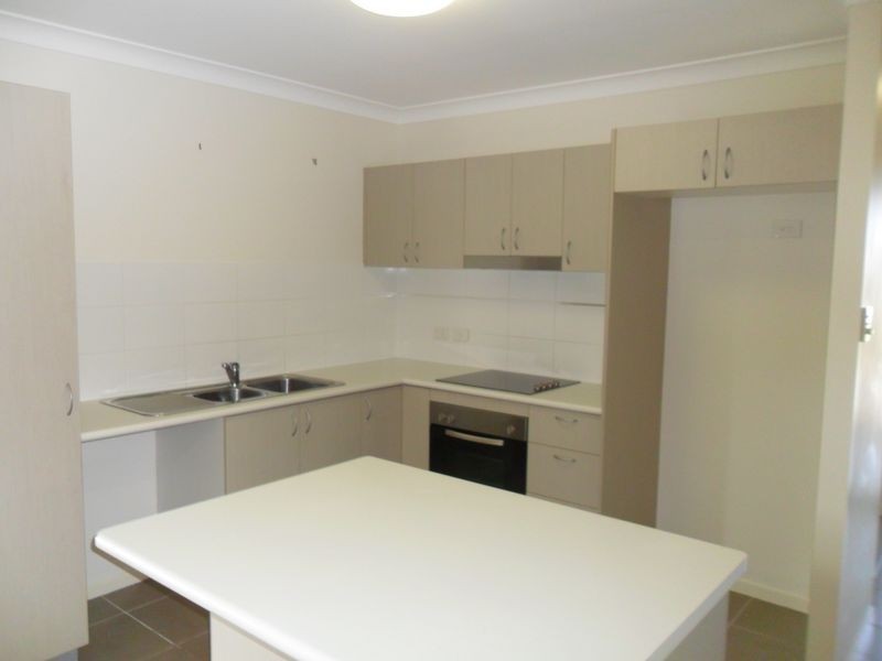 20 Ellsworth Drive, Mount Louisa QLD 4814