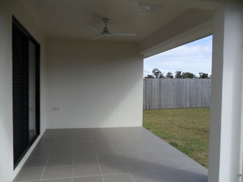 20 Ellsworth Drive, Mount Louisa QLD 4814