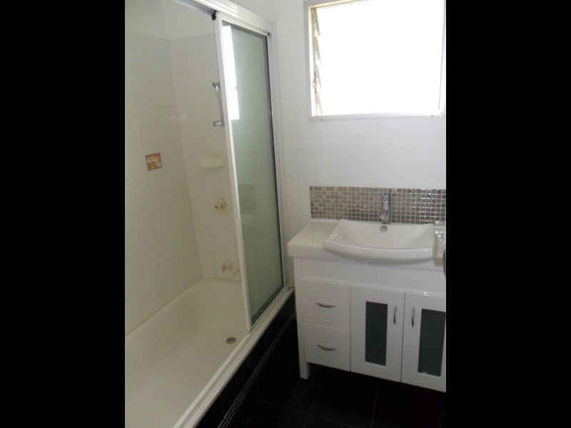 31 Payne Street***, Mount Louisa QLD 4814