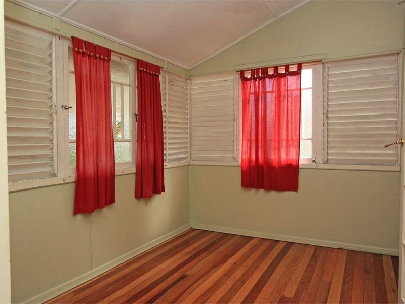 Railway Estate QLD 4810