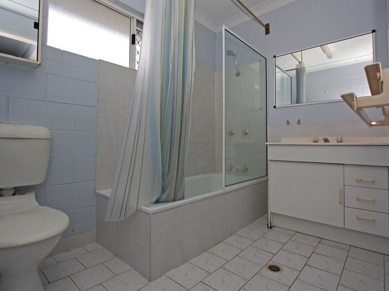 Hermit Park QLD 4812