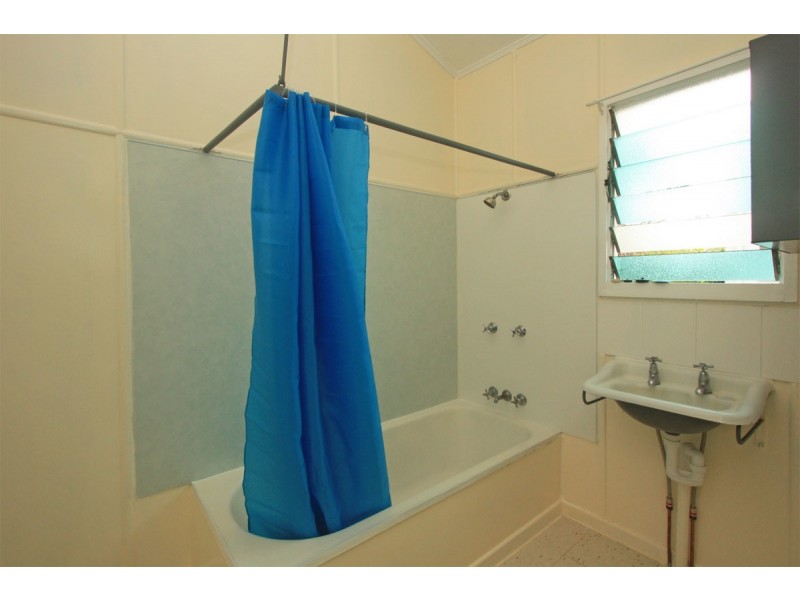 1/119 Eyre Street, North Ward QLD 4810