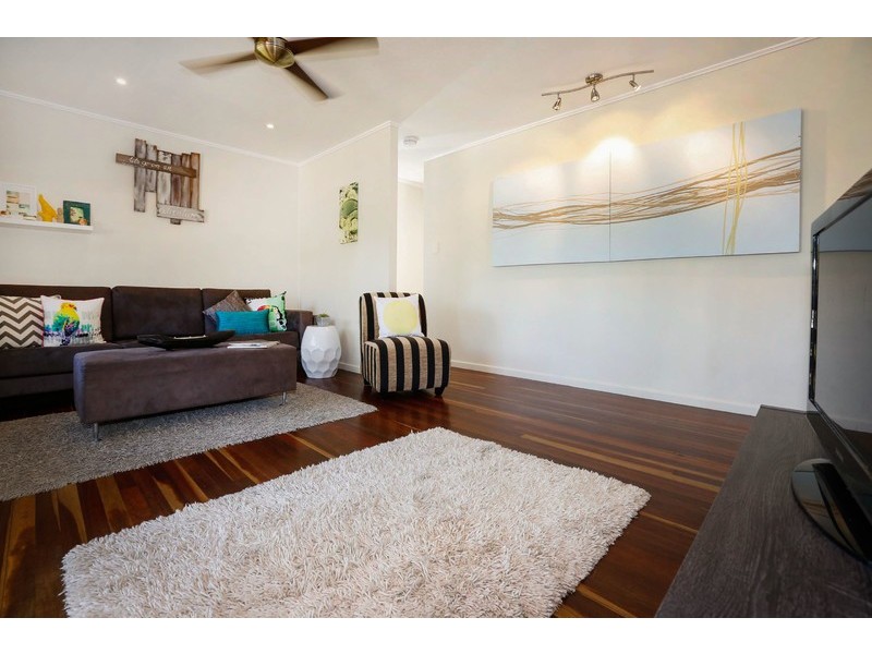 9 Granados Street, Kirwan QLD 4817