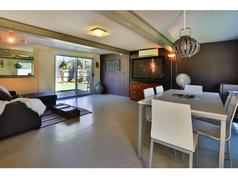 9 Granados Street, Kirwan QLD 4817