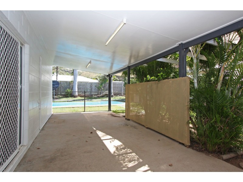 3 Cascade Court, Mount Louisa QLD 4814