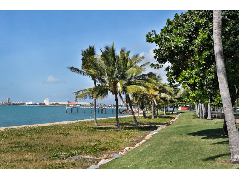 5/94 The Strand, North Ward QLD 4810