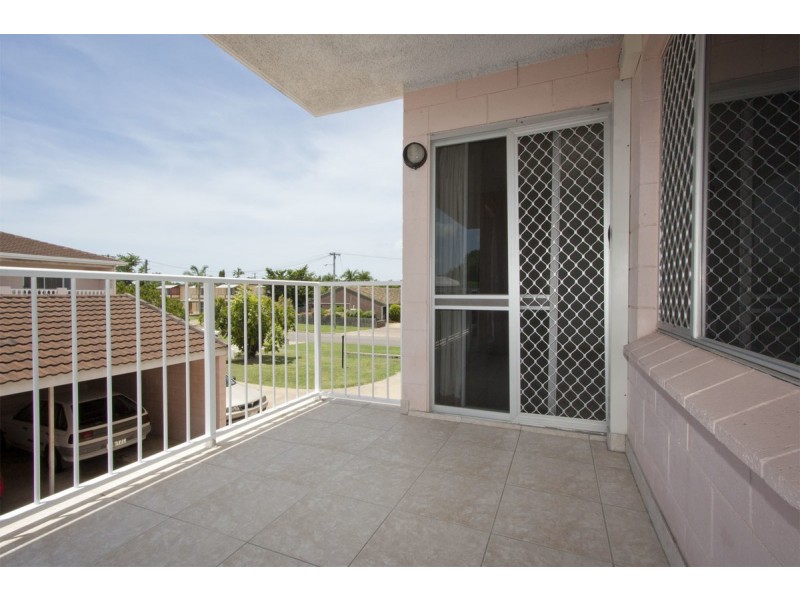 7 Windsor Street, Hermit Park QLD 4812