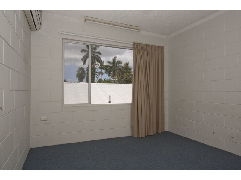 7 Windsor Street, Hermit Park QLD 4812