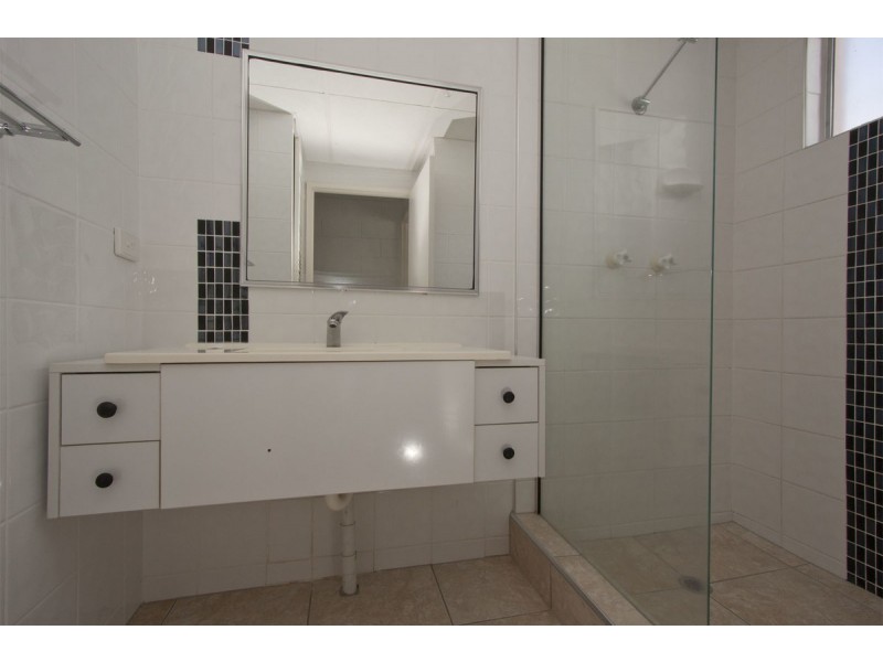 7 Windsor Street, Hermit Park QLD 4812