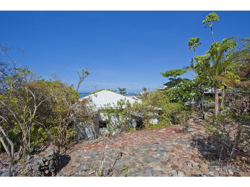 2/204 Denham Street, North Ward QLD 4810