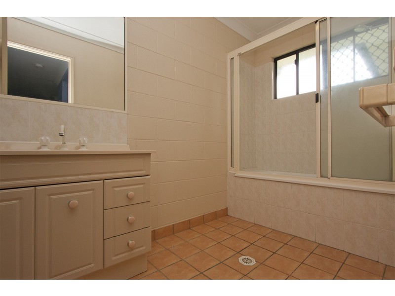 14 Elton Drive, Kelso QLD 4815