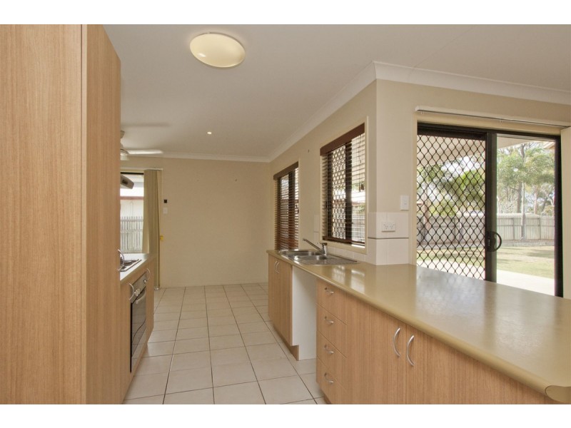 23 Wexford Crescent, Burdell QLD 4818
