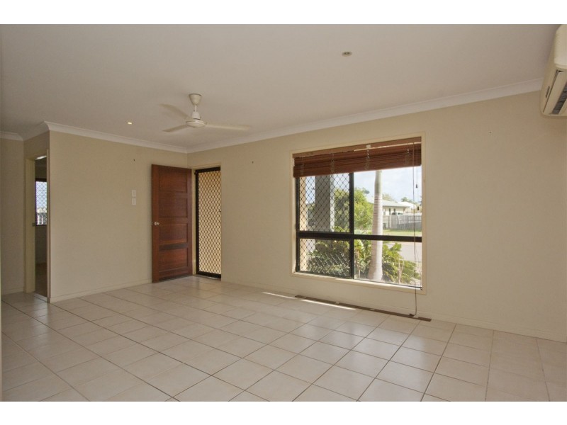 23 Wexford Crescent, Burdell QLD 4818