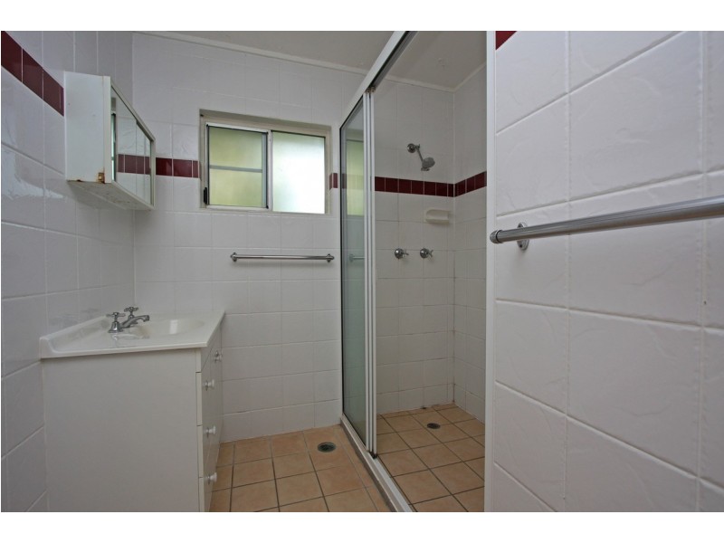 9 Oolilpa Street, Mount Louisa QLD 4814