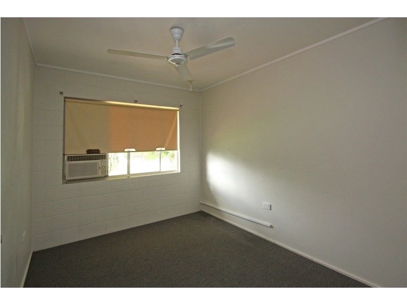 9 Oolilpa Street, Mount Louisa QLD 4814