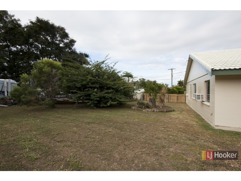 2/6 Bambil Court, Mount Louisa QLD 4814