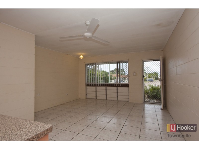 2/6 Bambil Court, Mount Louisa QLD 4814